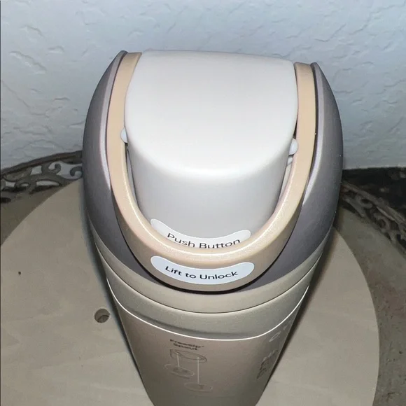 ❣️Starbucks x Owala FreeSip Water Bottle - Picture 5 of 8